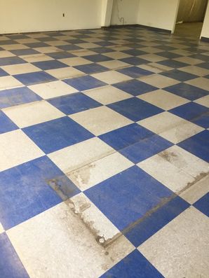 Before & After Floor Stripping and Waxing in Bowie, MD (5)